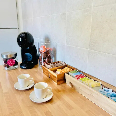 Frente A La Playa Boutique En מארבלה