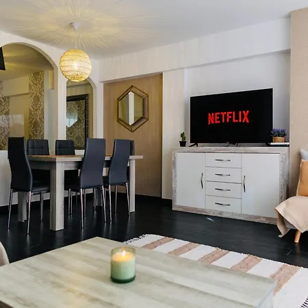 Frente A La Playa Boutique En 公寓 *