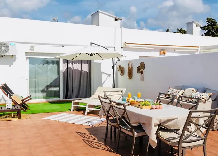 Frente A La Playa Boutique En * Marbella