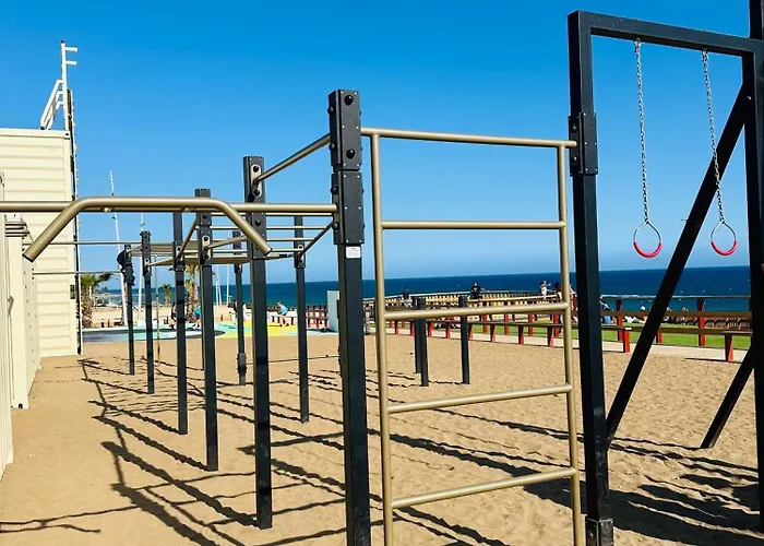 Frente A La Playa Boutique En